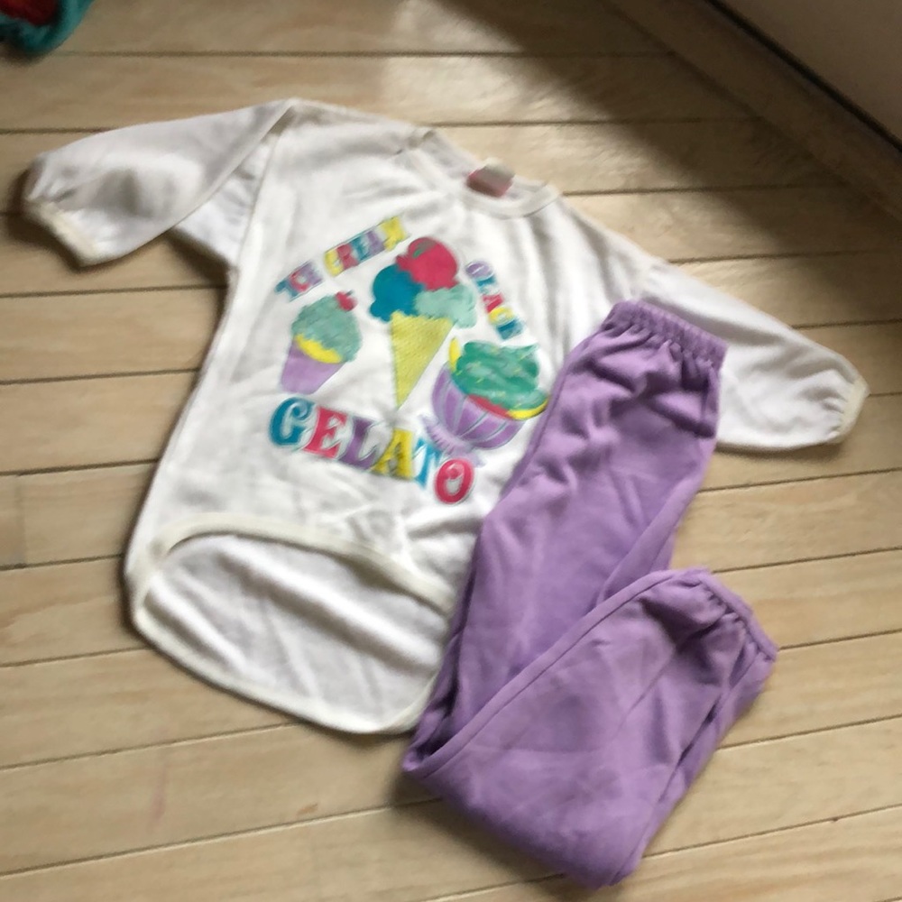 NWOT cute girls ice cream theme sweatsuit
